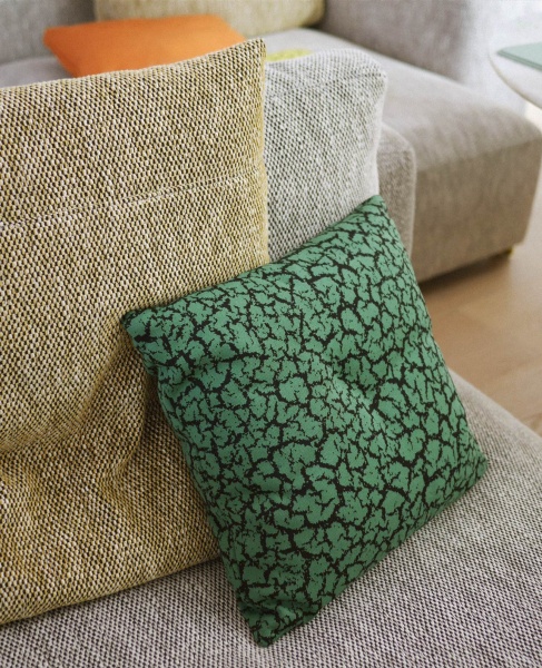 Подушка Rift Green 40*40 от интернет-магазина IDODOM.RU