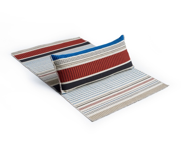 Подушка декоративная Estola от интернет-магазина IDODOM.RU