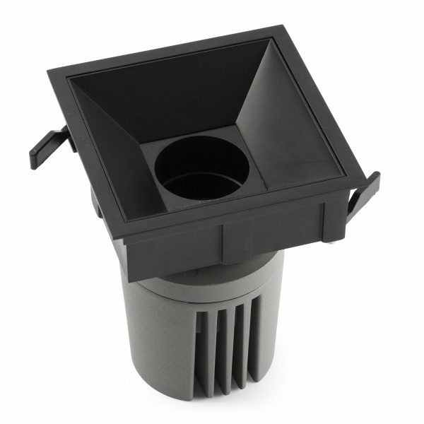 Встраиваемый светильник DEEP 78 C черный 15° 2700K CRI90 SPREAD от интернет-магазина IDODOM.RU