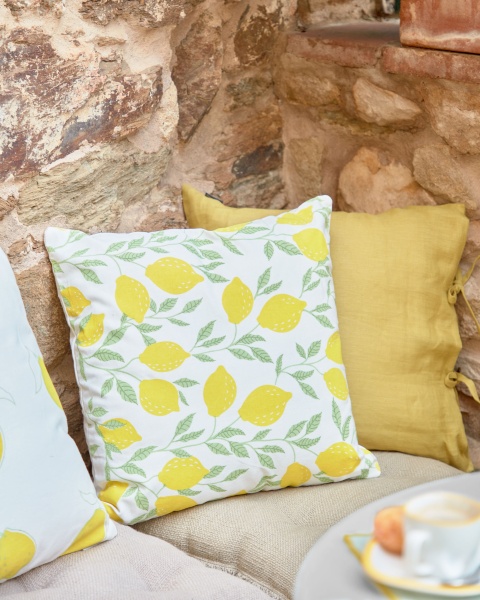 Чехол для подушки Etel 100% хлопок с лимонами и листьями 45 x 45 cm от интернет-магазина IDODOM.RU