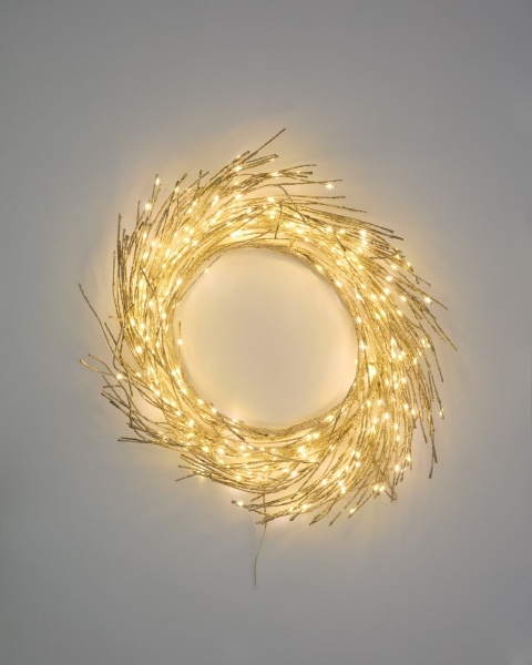 On top of the Christmas tree or in a corner to give it a festive touch, the star is essential. Bria от интернет-магазина IDODOM.RU