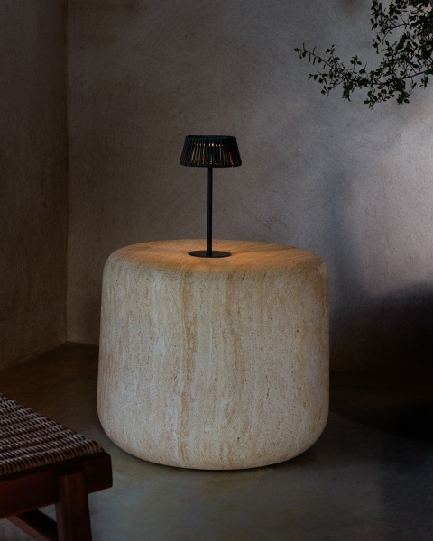 Уличная настольная лампа Aldet на солнечной батарее с зеленым шнуром от интернет-магазина IDODOM.RU