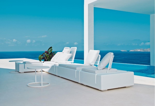 Круглый столик Kes от интернет-магазина IDODOM.RU