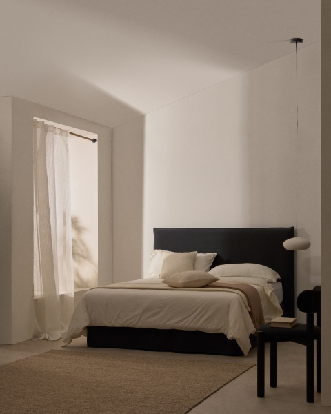 Jaira Кровать антрацитового цвета со съемным чехлом для матраса размером 160 х 200 от интернет-магазина IDODOM.RU