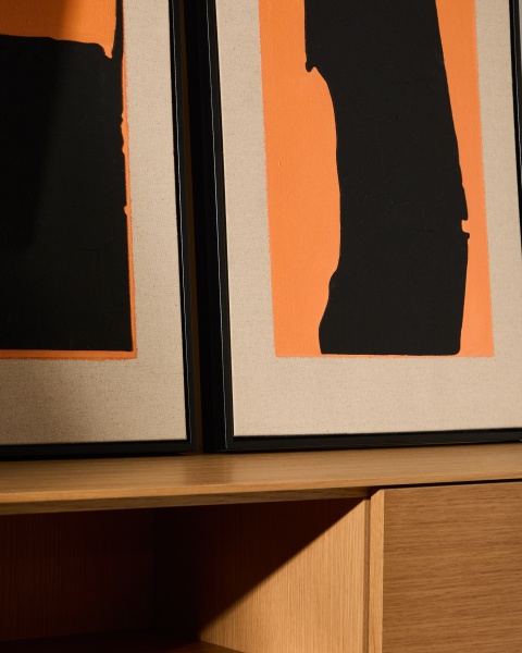 Zernu Абстрактная картина в оранжевых и чёрных тонах лен 42 x 65 см от интернет-магазина IDODOM.RU