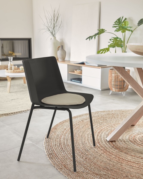 Стул Hannia черный от интернет-магазина IDODOM.RU