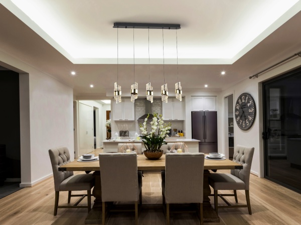 Люстра Iliada 5L черно-золотая от интернет-магазина IDODOM.RU