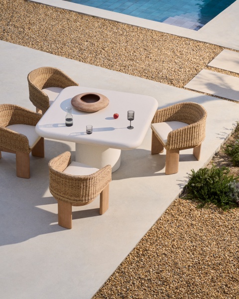 Стул Xoriguer из искусственного ротанга и 100% массива эвкалипта от интернет-магазина IDODOM.RU