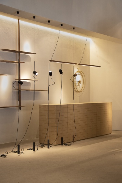 Подвесной светильник Onfa орех/графитовый металл от интернет-магазина IDODOM.RU