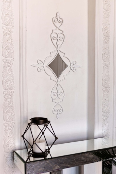 Зеркало Lissman White от интернет-магазина IDODOM.RU