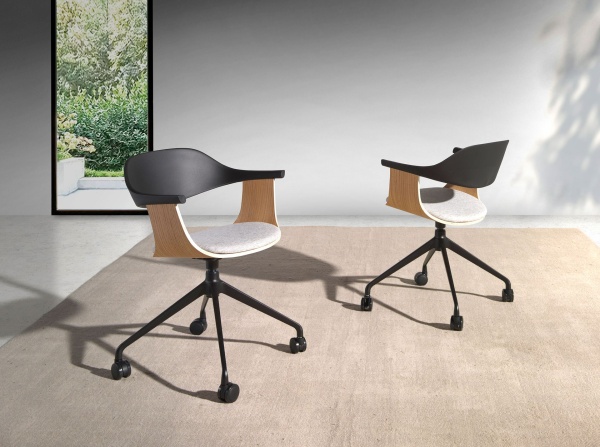 Офисный вращающийся стул 4130/DC-S200D из светло-серой ткани и пластика от интернет-магазина IDODOM.RU