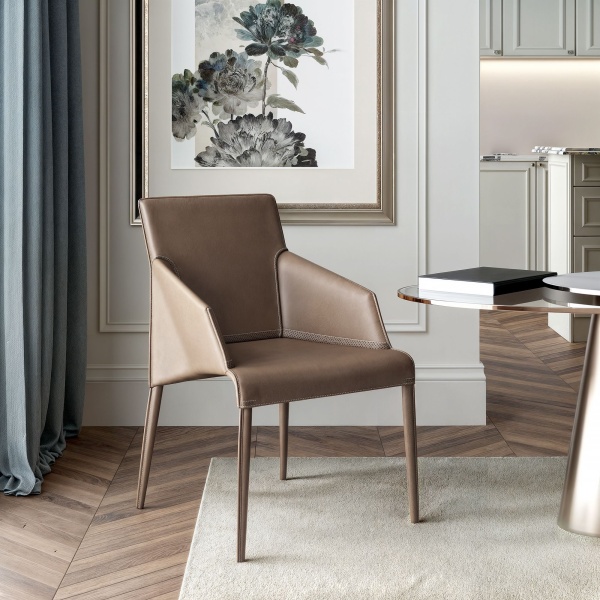 Стул с подлокотниками Morgan, экокожа коричневый от интернет-магазина IDODOM.RU