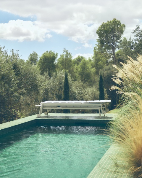 Защитный чехол Iria для уличных шезлонгов макс. 75 x 205 от интернет-магазина IDODOM.RU