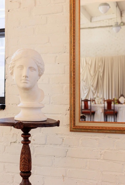 Зеркало Sancerre от интернет-магазина IDODOM.RU