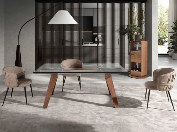 Раздвижной обеденный стол 1131/DT766 из закаленного стекла от интернет-магазина IDODOM.RU