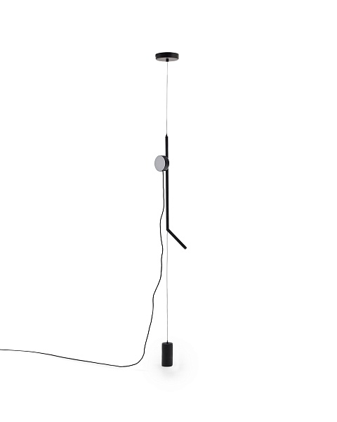 Система освещения Orey из черного металла с многопозиционным точечным светильником от интернет-магазина IDODOM.RU