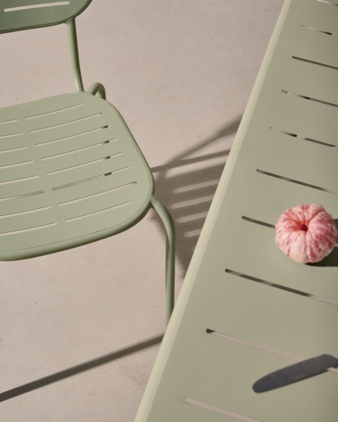 Уличный стол Brai из оцинкованной стали бирюзового цвета 180 x 90 см от интернет-магазина IDODOM.RU