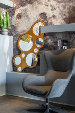 Зеркало Round Eyes Gold от интернет-магазина IDODOM.RU