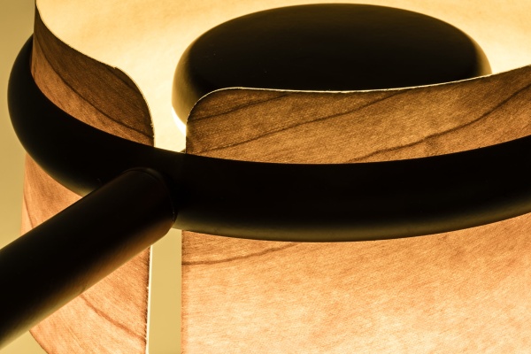 Настольная лампа с зажимом Loop черная от интернет-магазина IDODOM.RU