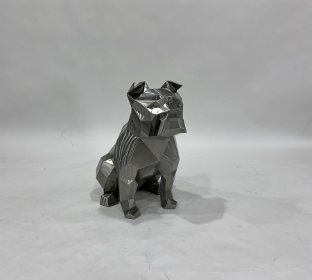 Английский бульдог. Полигональная скульптура из нержавеющей стали. Финиш: Шлифовка. Цвет: Серебро.