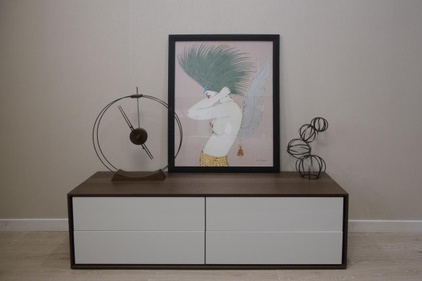 Настольные часы Aire от интернет-магазина IDODOM.RU