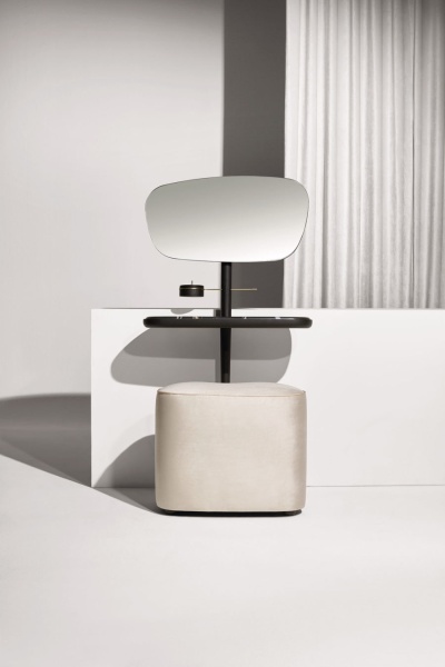 Пуфик Momentos кремовый бархат от интернет-магазина IDODOM.RU