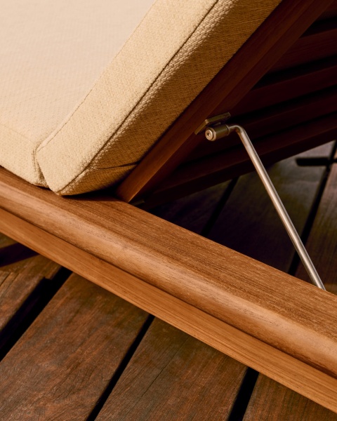 Шезлонг Turqueta из массива тикового дерева от интернет-магазина IDODOM.RU