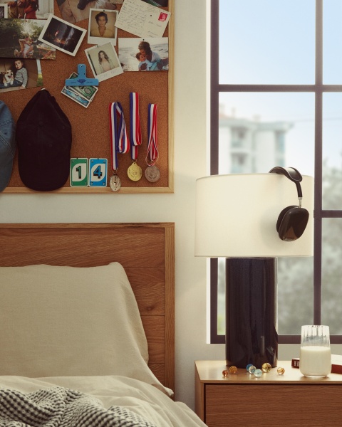 Кровать Alguema из дубового шпона с натуральной отделкой для матраса 90 x 200 см от интернет-магазина IDODOM.RU