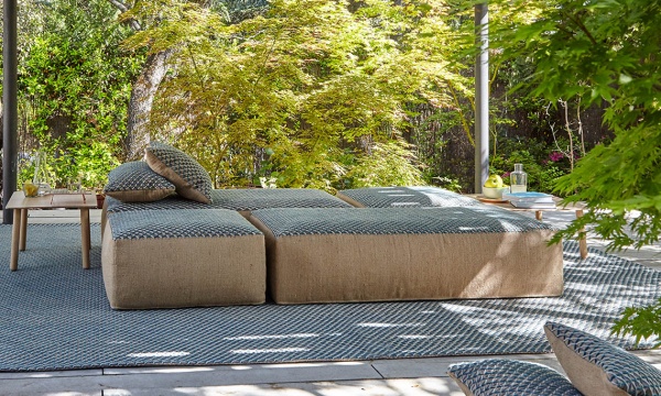 Пуф маленький Raw Blue от интернет-магазина IDODOM.RU