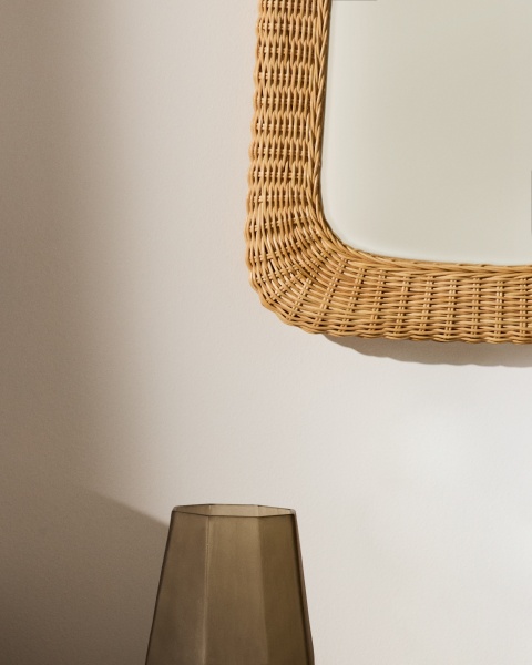 Зеркало из ротанга Zilna 38 x 59 см от интернет-магазина IDODOM.RU