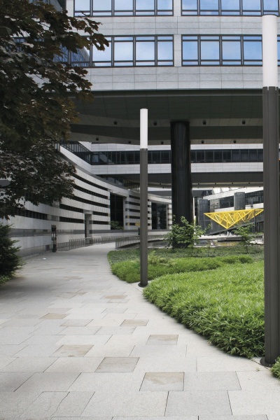 Фонарный столб Tram темно-серый от интернет-магазина IDODOM.RU