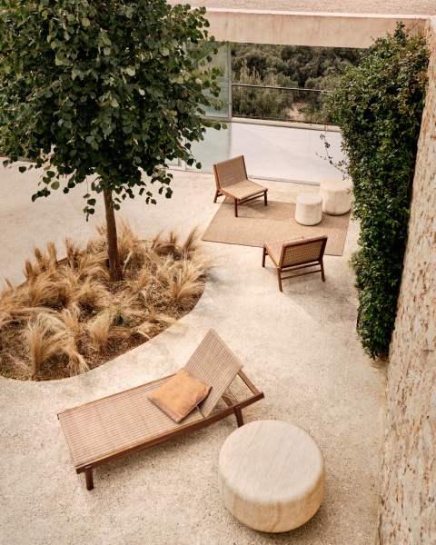 Кресло Itani из массива акации и искусственного ротанга от интернет-магазина IDODOM.RU