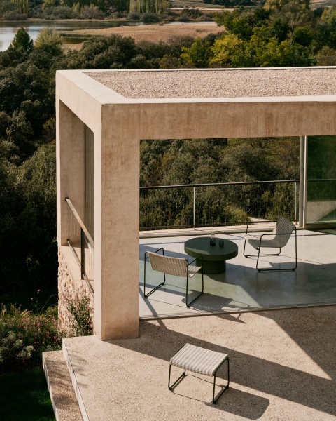 Подставка для ног Maurina из зеленой стали и серо-бежевым шнуром от интернет-магазина IDODOM.RU