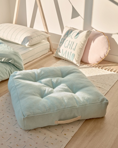 Keila Чехол для подушки из 100% хлопка с синим алфавитом 45 x 45 см от интернет-магазина IDODOM.RU