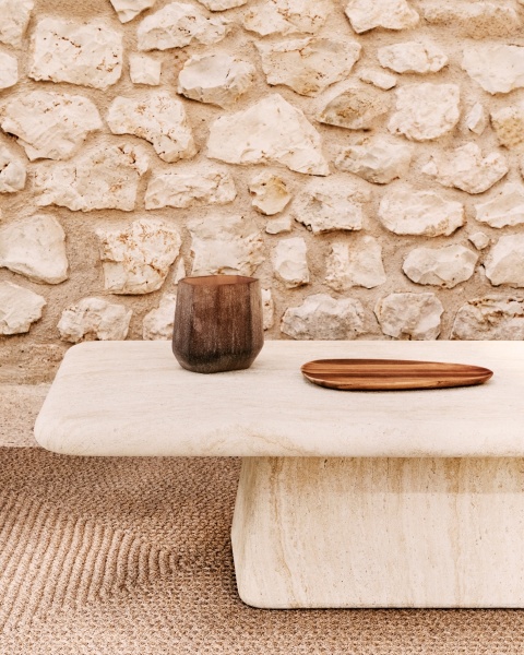 Журнальный столик Drasi из цемента с отделкой под травертин 140 x 70 см от интернет-магазина IDODOM.RU