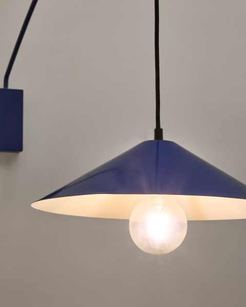 Настенный светильник Kally с отделкой синего цвета от интернет-магазина IDODOM.RU